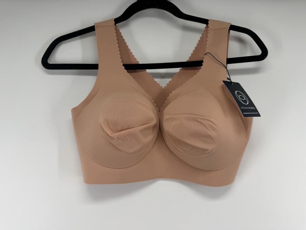 Evelyn Bobbie Evelyn Bra Seamless Wirefree Bralette Size M NWT